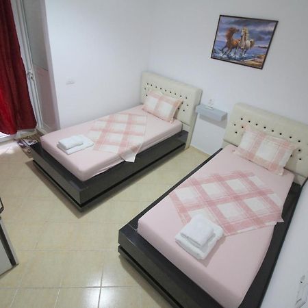 Andy Apartments ซารานเดอ ภายนอก รูปภาพ