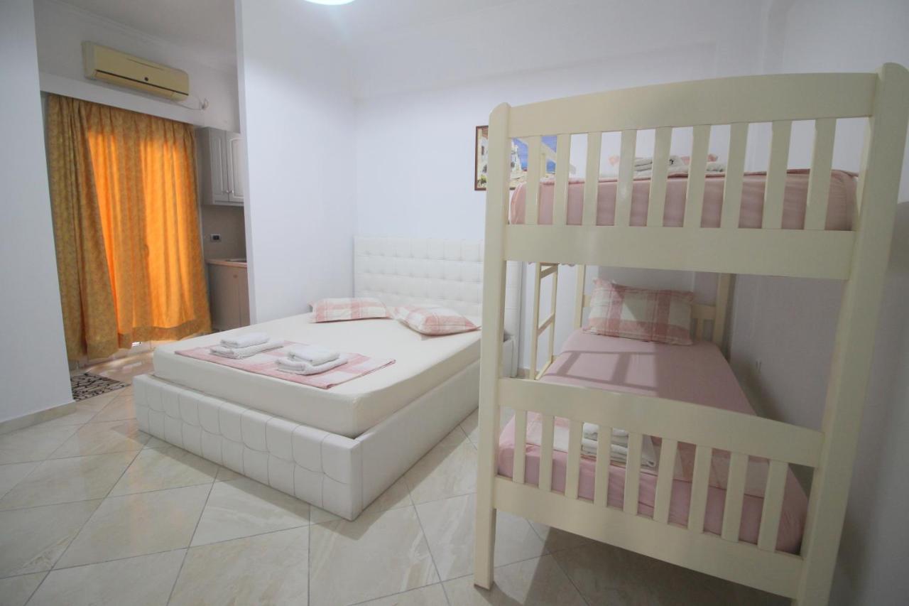 Andy Apartments ซารานเดอ ภายนอก รูปภาพ