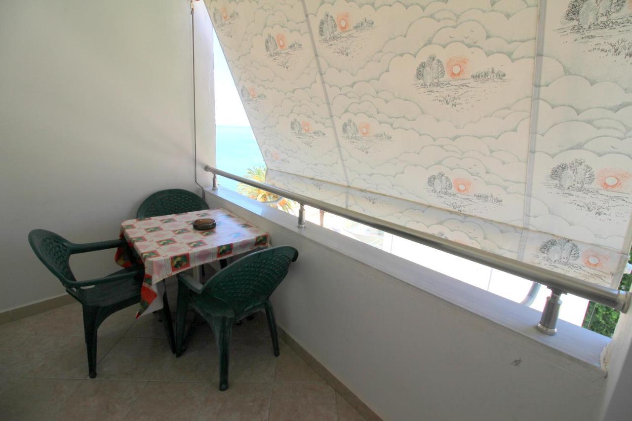Andy Apartments ซารานเดอ ภายนอก รูปภาพ