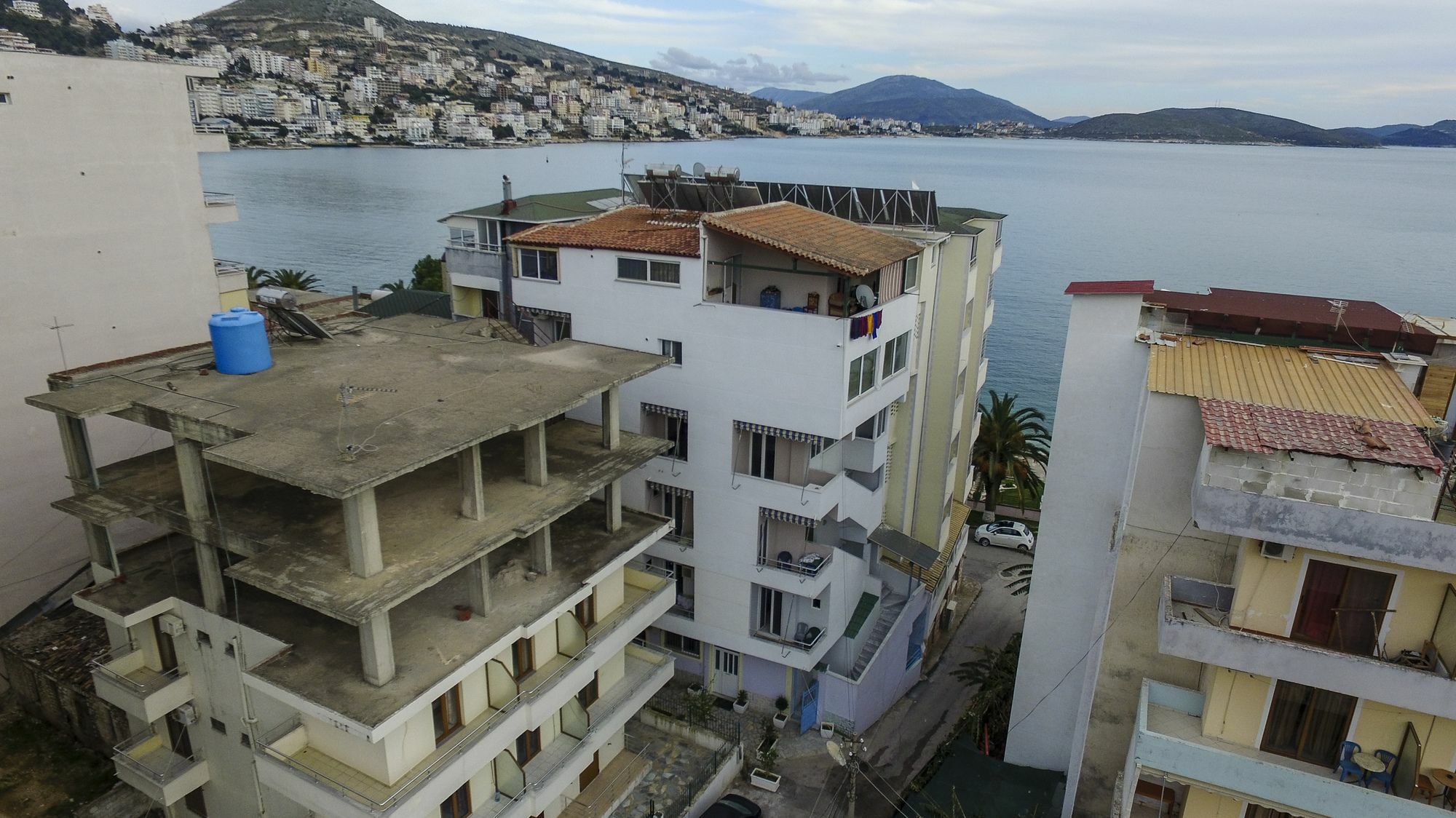 Andy Apartments ซารานเดอ ภายนอก รูปภาพ